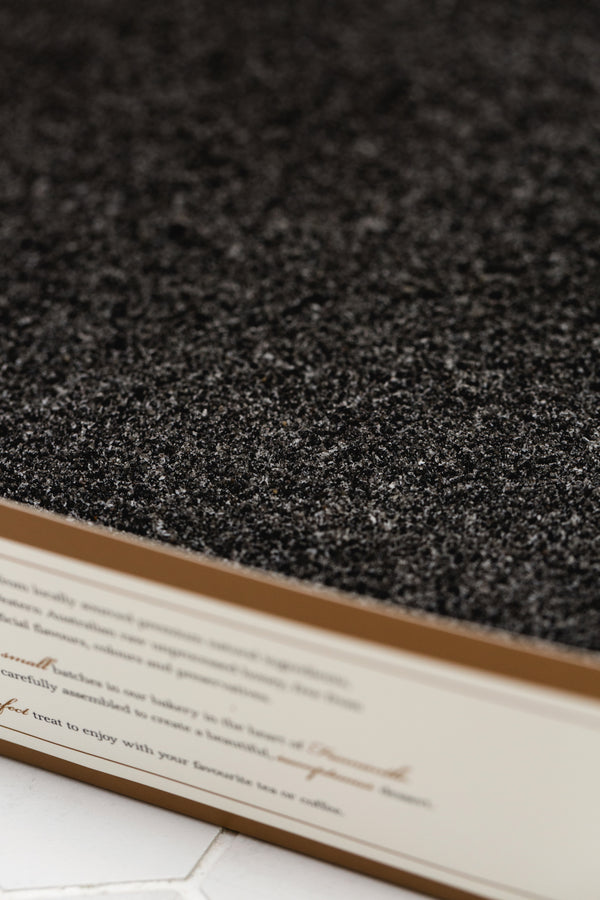 Slab Black Sesame | 30 - 40 serves