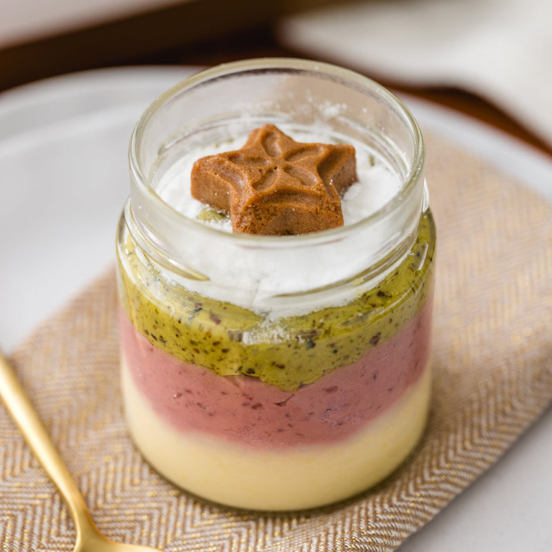 Pistachio Raspberry Honeycake Cheesecake jar | Christmas Edition