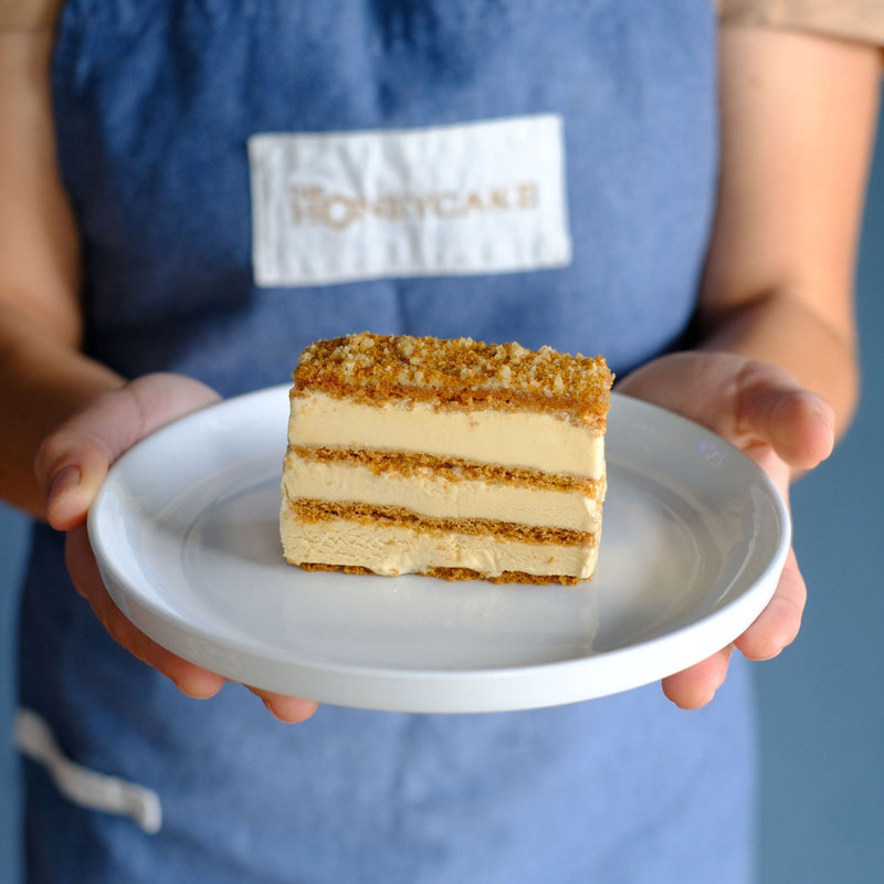 Dulche de leche gelato sandwiched between our four signature Honeycake bisquit layers, brushed with redgum honey and dusted with bisquit crumbs and fresh walnuts. 